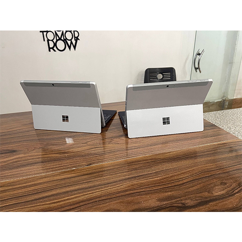 مایکروسافت سرفیس مدل Microsoft Surface Go - Pentium((4415Y)-8GB-256GB